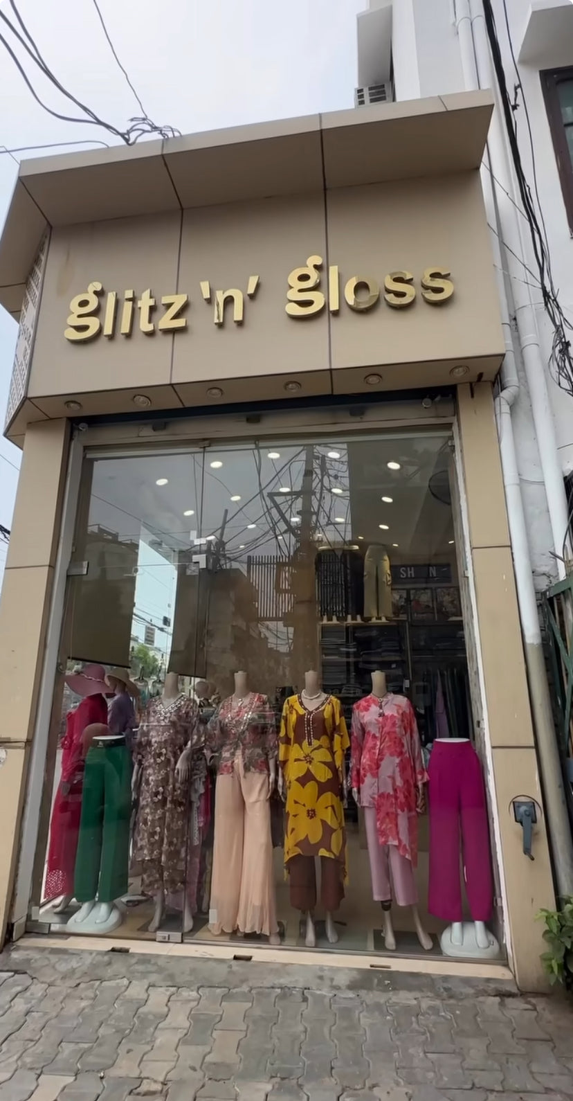 GLITZ N GLOSS OFFERS MOST UNIQUE DESIGN COLLECTION IN LUDHIANA !